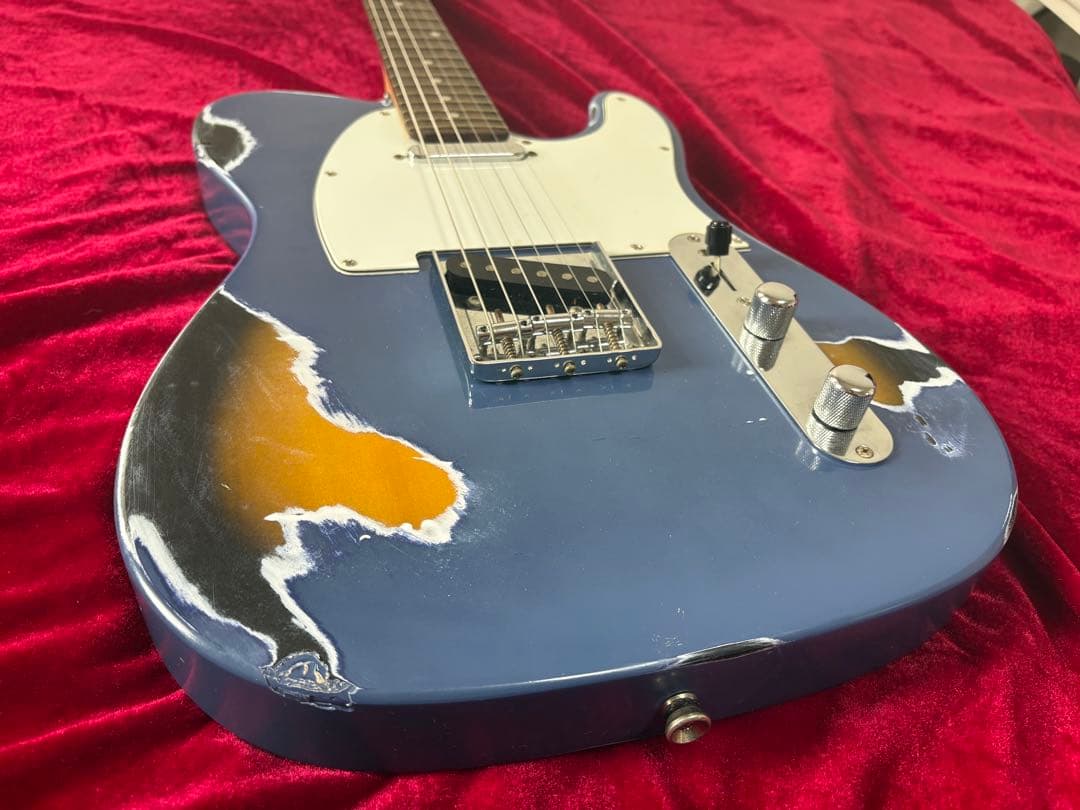 テレキャスタータイプ　マルチレイヤーカラー　ラッカーフィニッシュ　ハードレリック