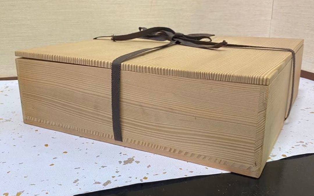 茶道具】十四代坂倉新兵衛箱 十二代新兵衛作 萩片口小鉢五