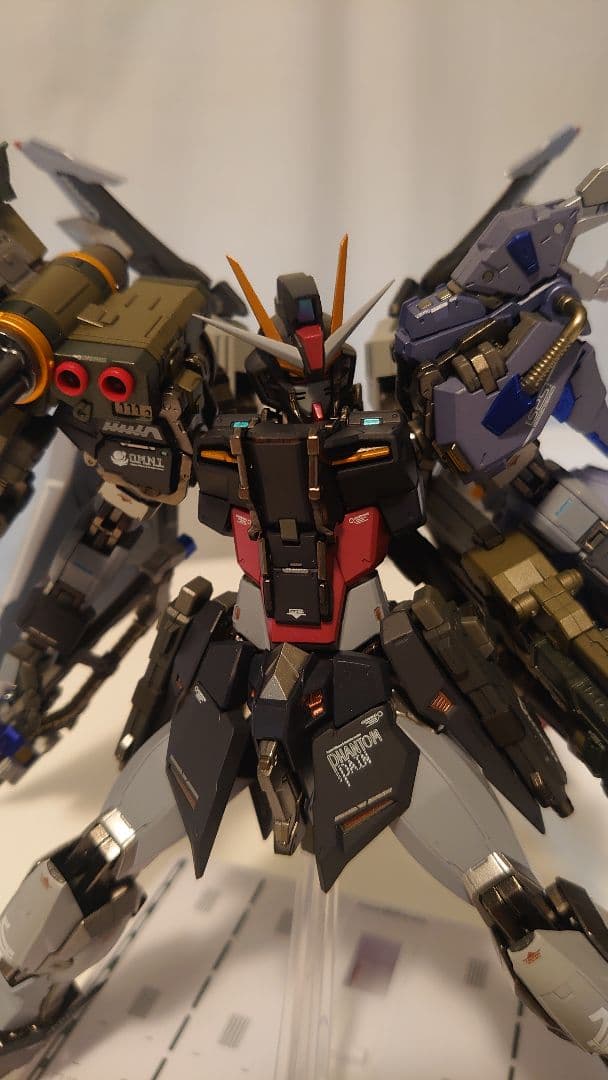 メタルビルド　ストライクノワール＋ランチャー,ソードストライカー