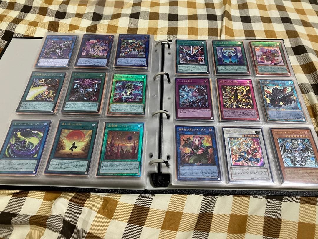 遊戯王 まとめ売り プリズマ ホロ レリーフ シークレット他計540枚