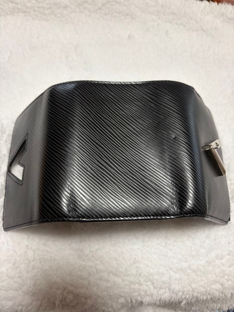 にゃんママページ　LOUIS VUITTON ブラック 三つ折り財布