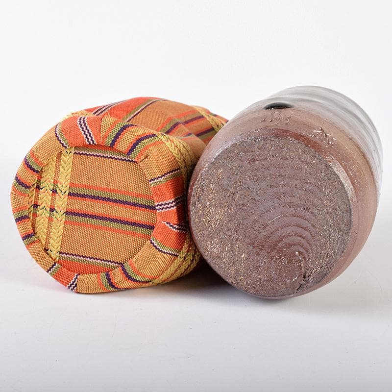 丹波焼　森本陶谷作　肩衝茶入　古代名物裂　黄地真田入間道仕覆　共箱　VR7563