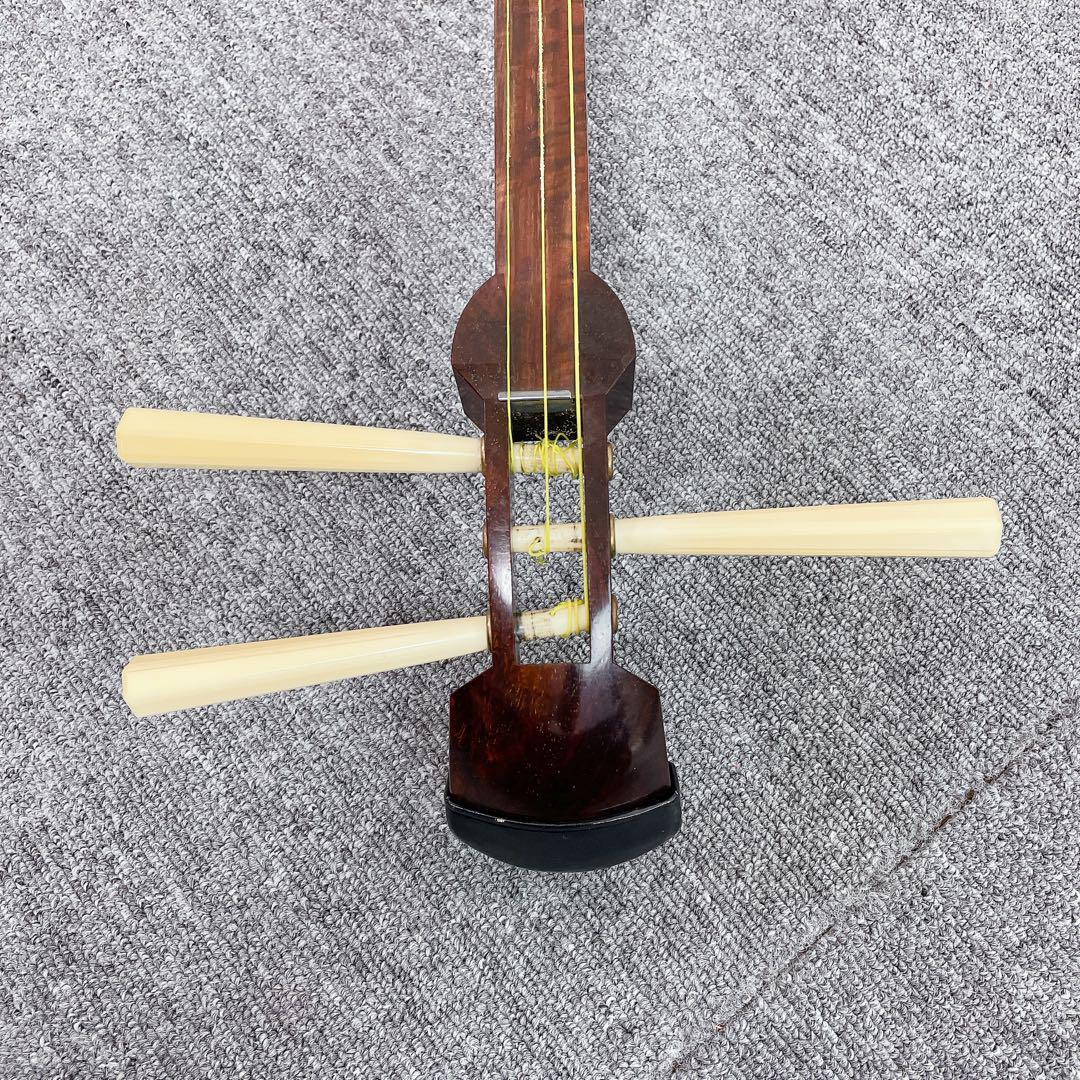 三味線 細棹 金細 トチあり 紅木 綾杉胴 一本溝 天然素材