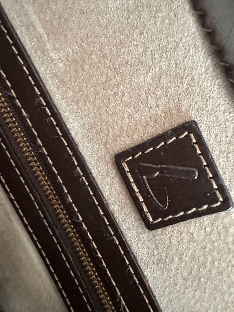 掘り出し物⭐️土屋鞄⭐️現行ロゴ‼️ダレスバック⭐️人気ブラウン‼️定価160,000円⭐️