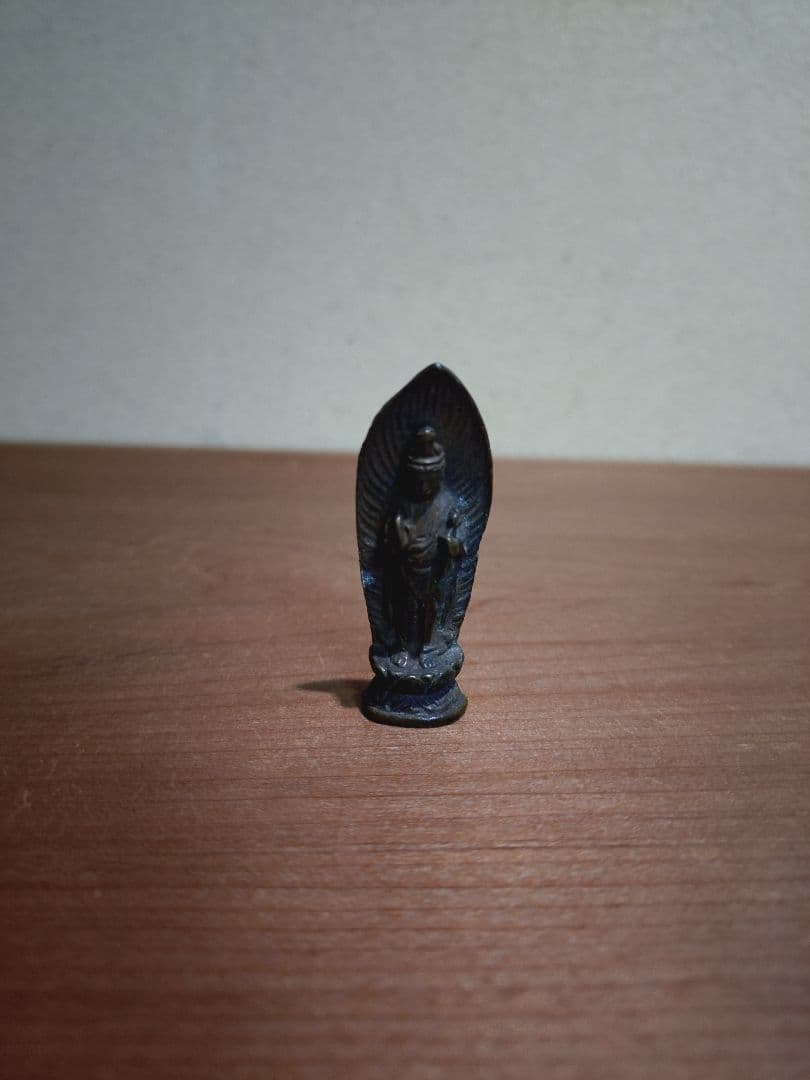 古銅 聖観音菩薩 立像 懐中仏 旅仏 豆仏 鎧仏 兜仏