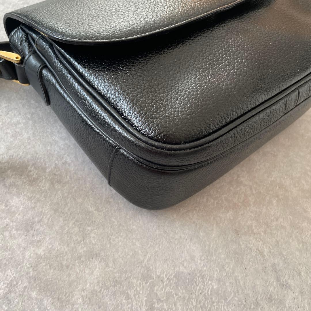 美品 バーバリーズ レザー ショルダーバッグ フラップ ノバチェック 黒