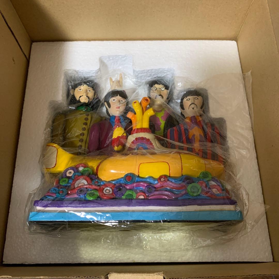 ビートルズ イエローサブマリン 置物 ラージ - メルカリ