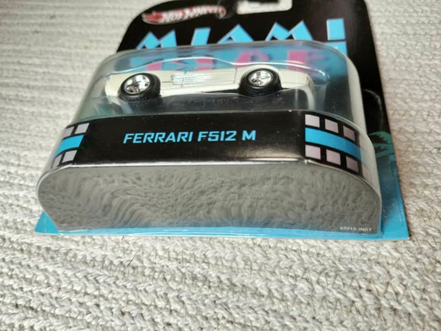 ホットウィール マイアミバイス MIAMI VICE