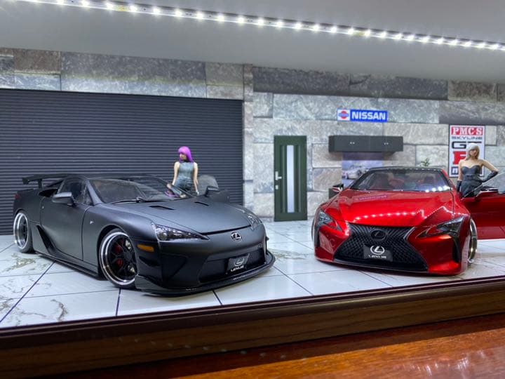 オートアート 1/18レクサス LC500レッドx ダークローズ　カスタム