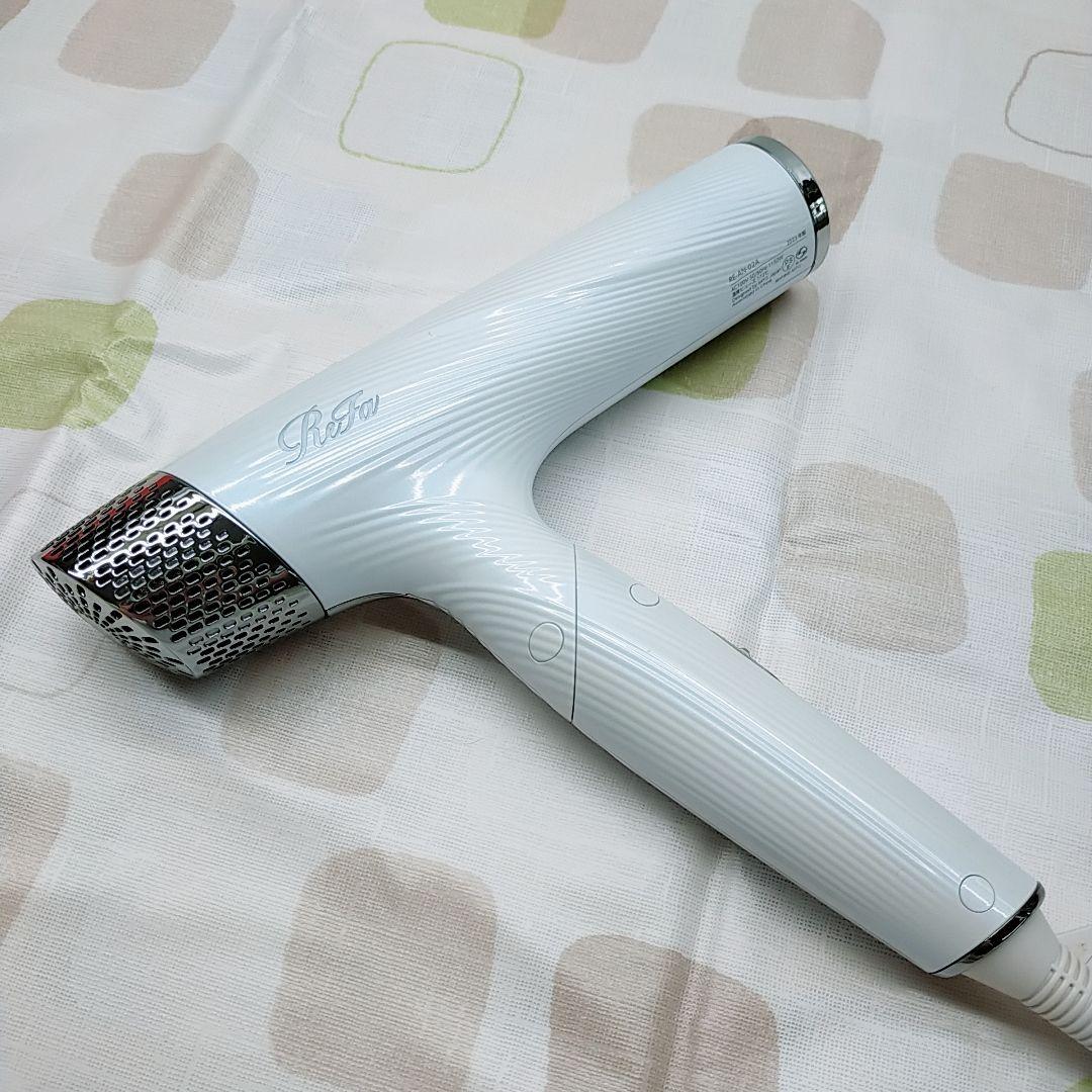《ほぼ未使用》 Refa リファ ビューティック ドライヤー スマート MTG