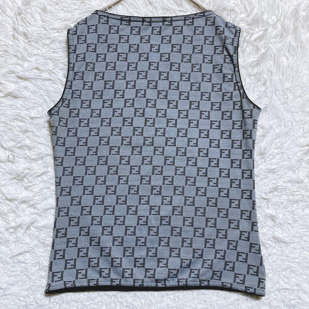 希少⭐️フェンディ　タンクトップ　ズッカ柄　総柄　ノースリーブ　イタリア製　夏