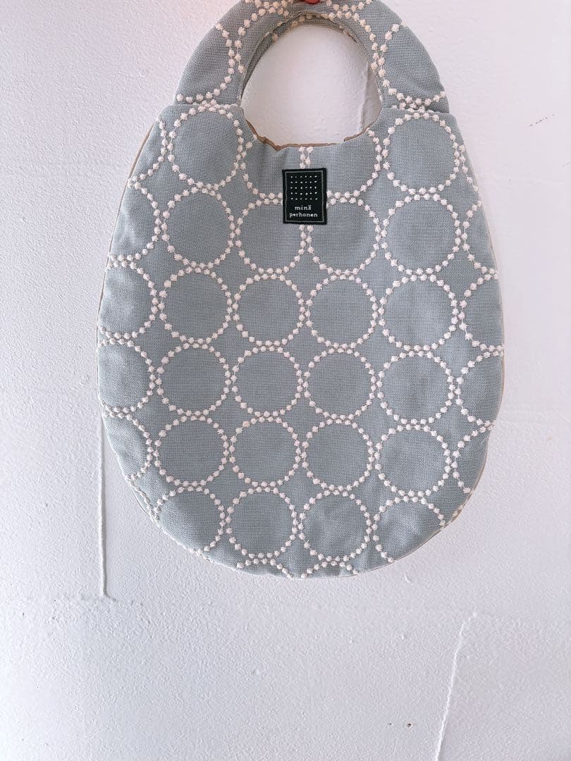 mina perhonen　タンバリン エッグバッグ 水色