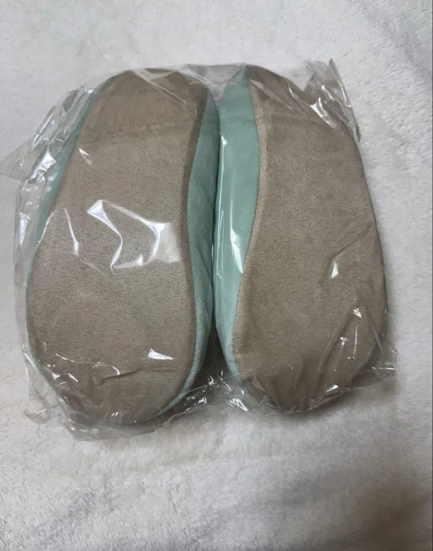 自分ツッコミくま　ルームシューズ　寝起き