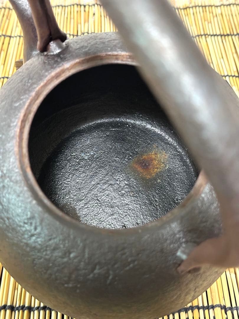 美品 南部成龍堂鋳造所 斎峰 及川 光正造 15型 双馬文様 南部鉄瓶