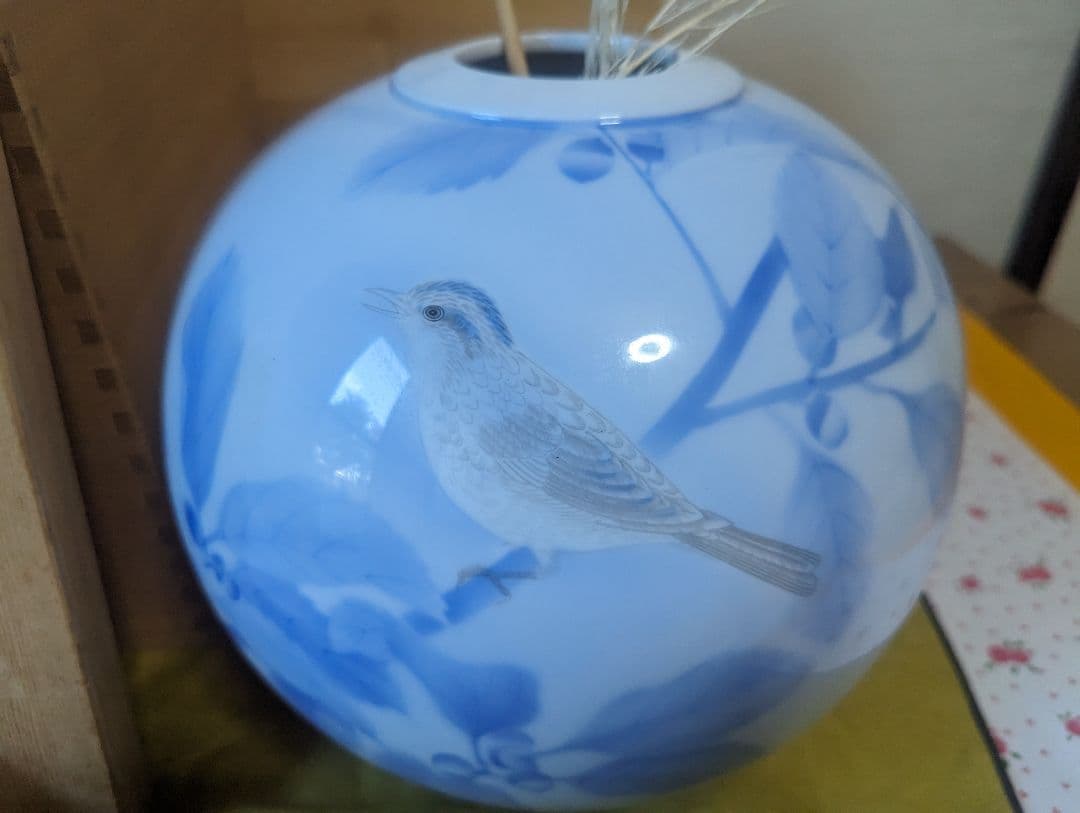 宮内庁御用達 深川製磁 有田焼 花瓶 官窯染付 鳥 白磁 藍絵 特大