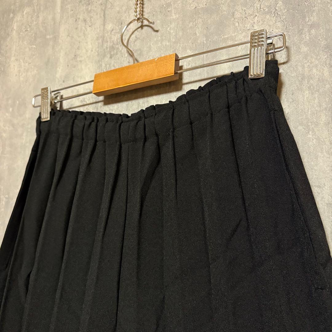 ISSEY MIYAKE me イッセイミヤケ　ランダムプリーツパンツ