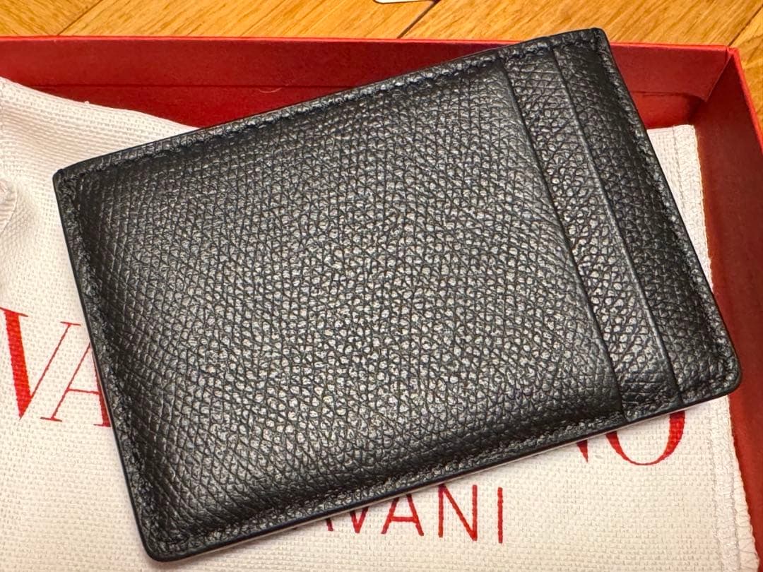 【VALENTINO/ヴァレンティノ】ケース