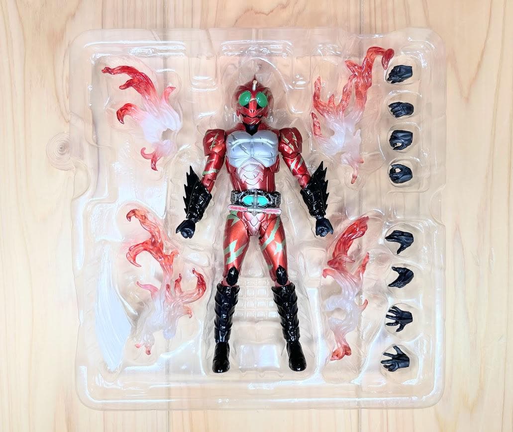 【美品】　SHFiguarts 仮面ライダー アマゾン アルファ アマゾンズ