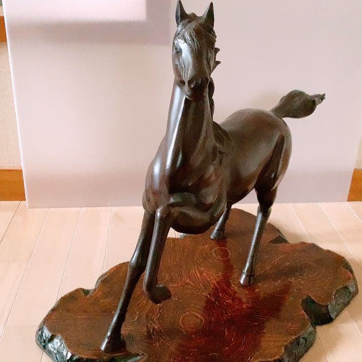 敷台付き高岡銅器銅製馬駿馬13号和雲作干支 馬 午 うま美術鋳物