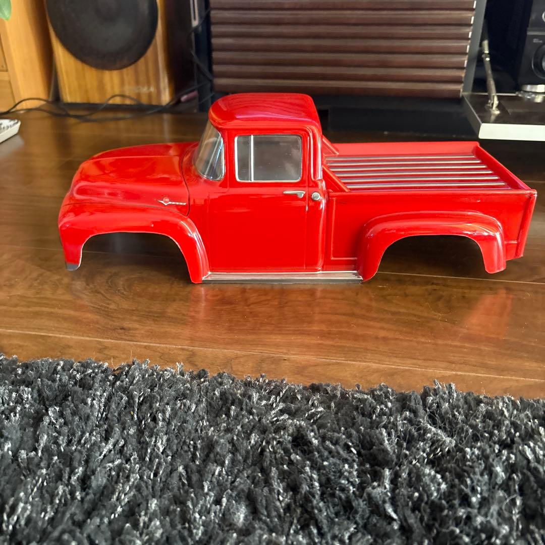 レッド クラシックピックアップトラック ボディシェル　タミヤ　ドリフトボディ