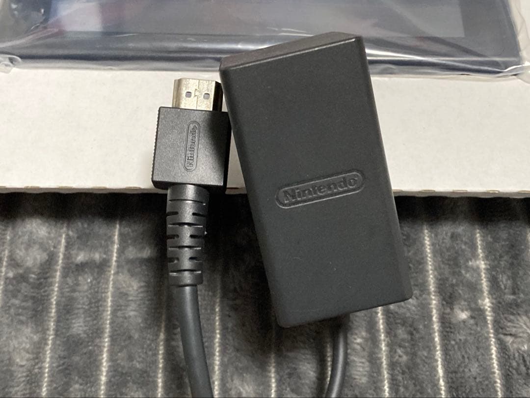 Nintendo Switch 本体　箱付き　おまけつき