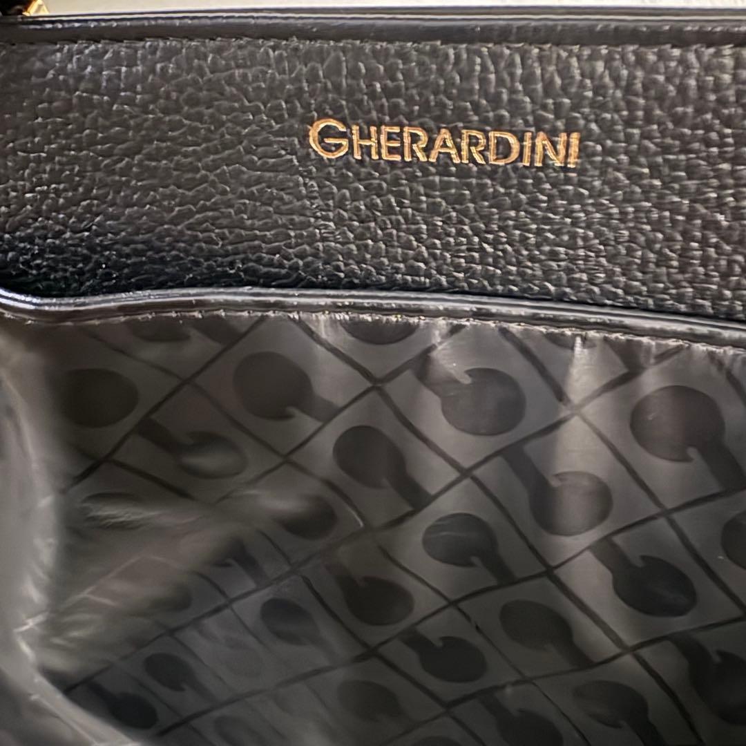 極美品✨ゲラルディーニ　ショルダーバッグ　バイーラ 2way スタッズ ソフティ