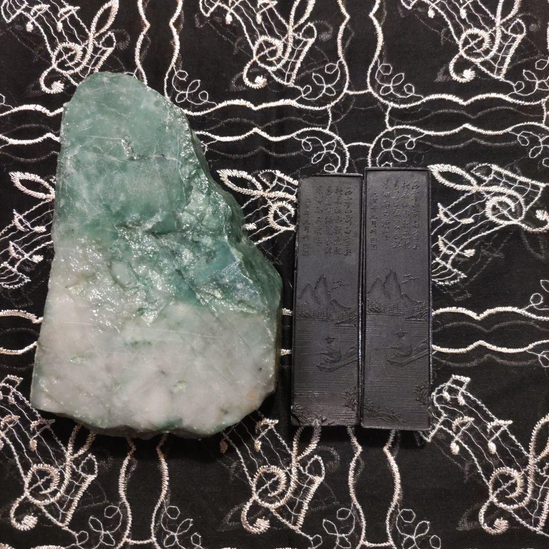 翡翠の硯と中国墨 アンティーク
