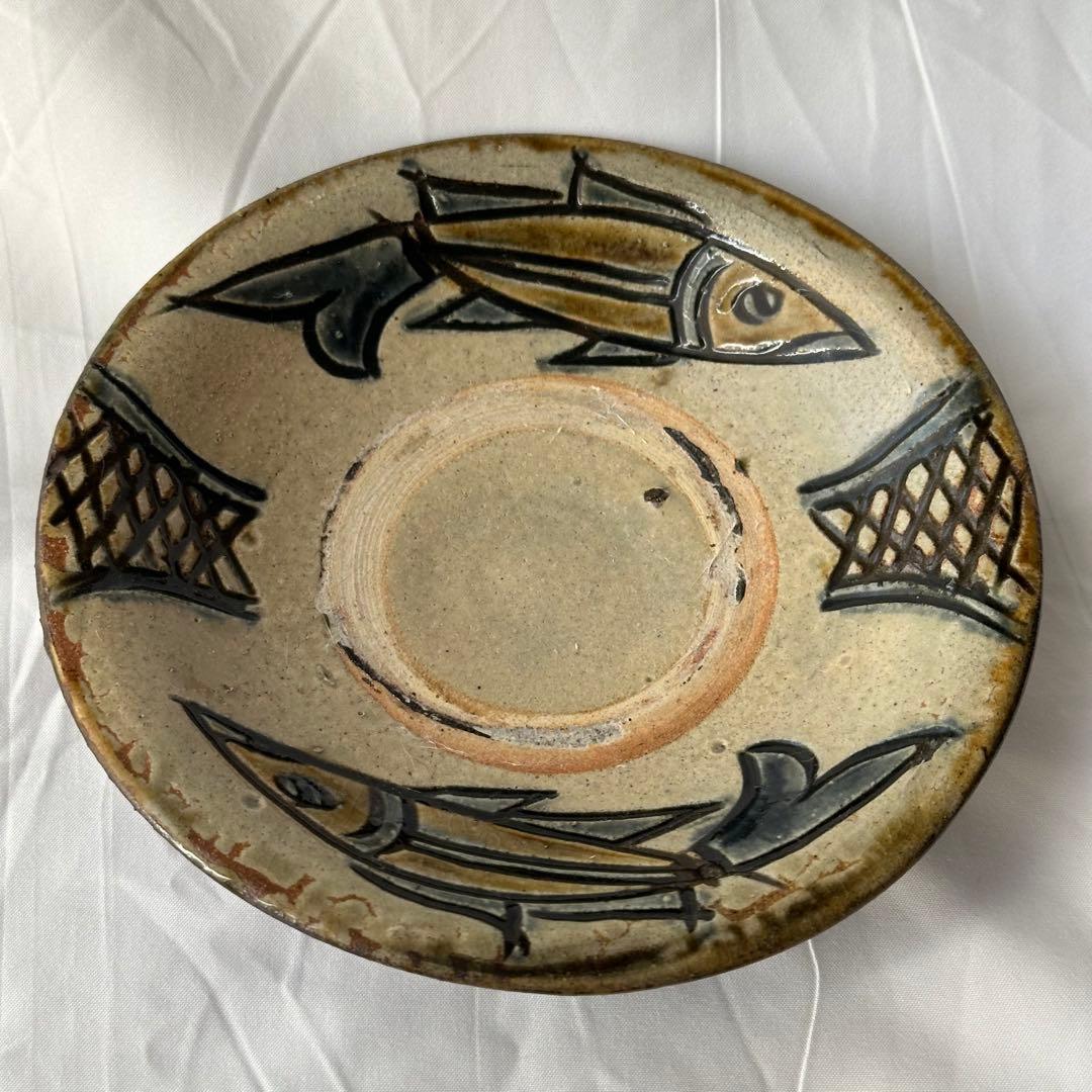 大幅値下げしました！ 人間国宝 金城次郎 魚文 中皿