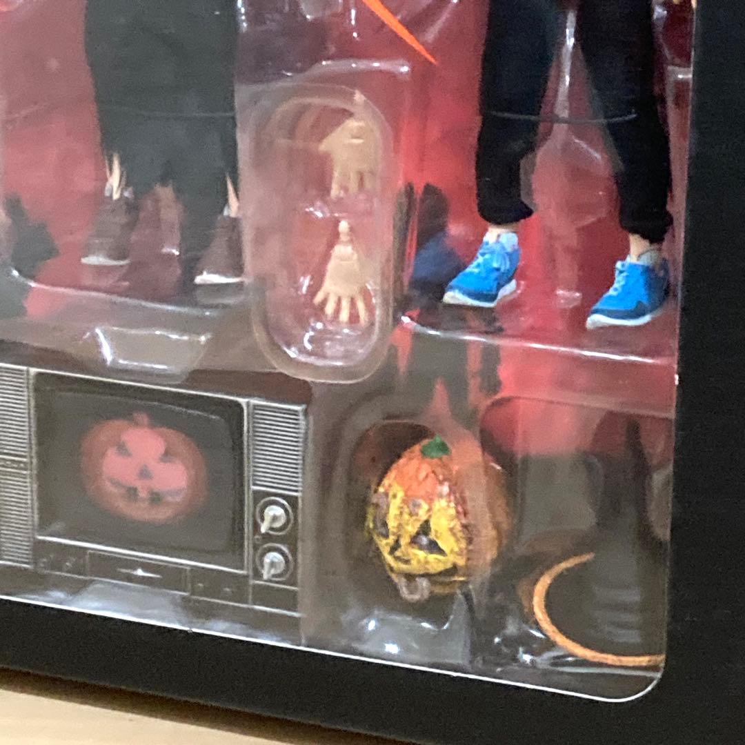 ネカ ハロウィン3 シルバー・シャムロック マスクマン 6インチドール