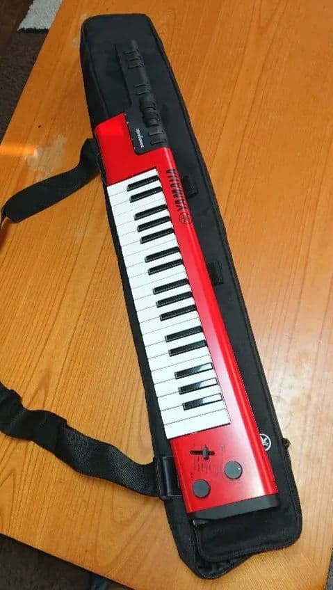 YAMAHA sonogenic 赤 シンセサイザー - メルカリ