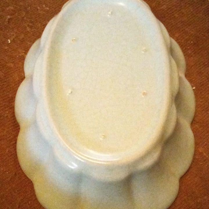 中国陶磁器　南宋官窯　蓮弁鉢