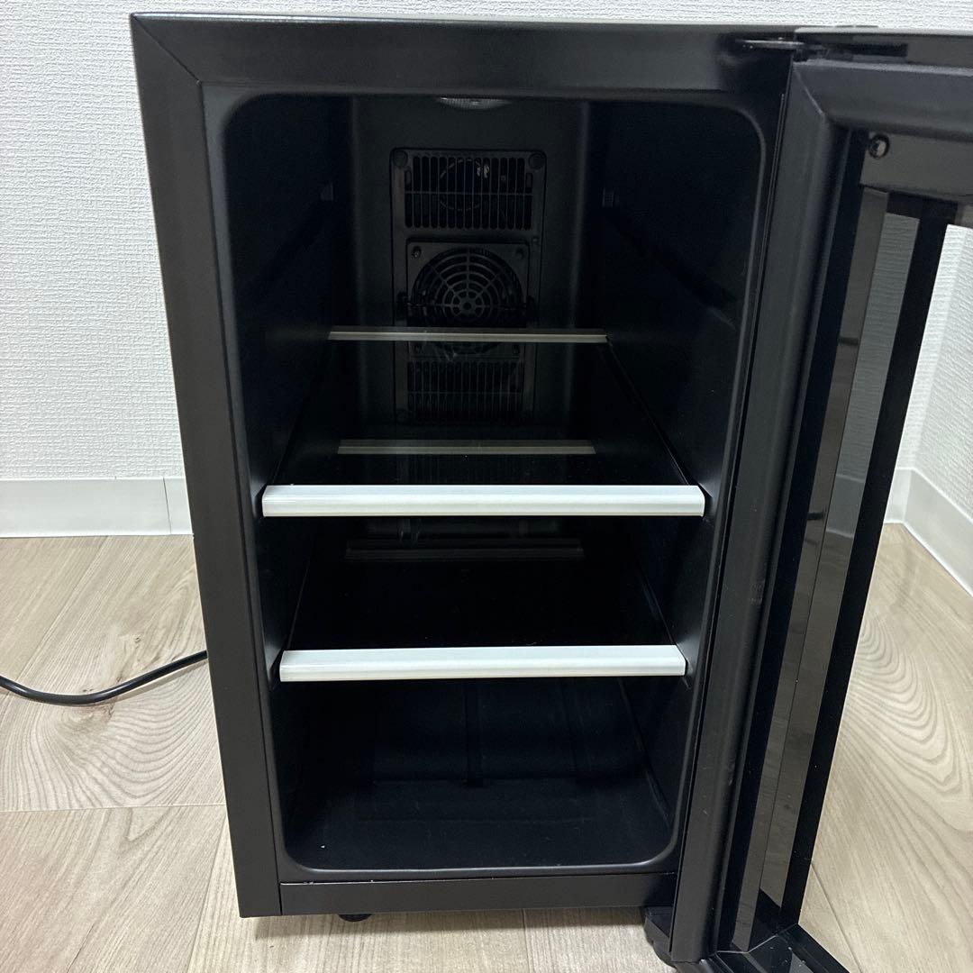 Shelddi ブラック 家庭用小型冷蔵庫 ガラスドア 3段　23L