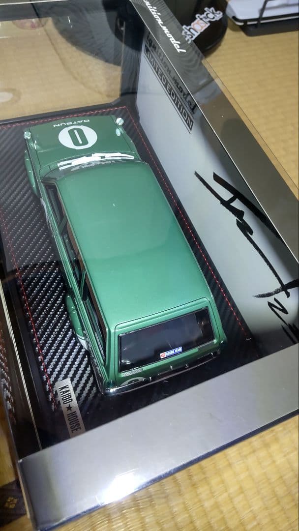 ミニカー 1/18 Datsun 510 Wagon With Mr. Jun Imai