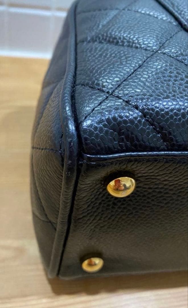 シャネルミニボストンバッグ ココマーク マトラッセキャビアスキンハンドバッグ