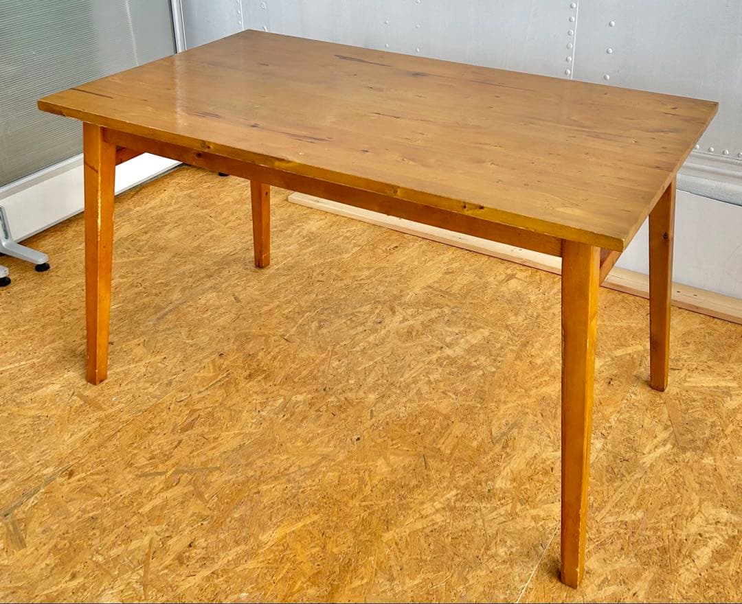 ジョージナチュラル　インテリア　オシャレ　カントリー