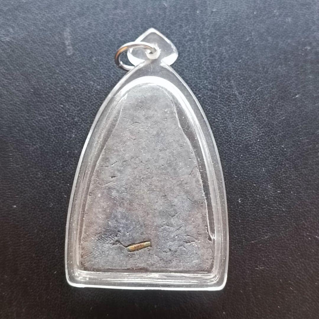 強いクメール魔法による宝の女神　チャオメークンサープ2554