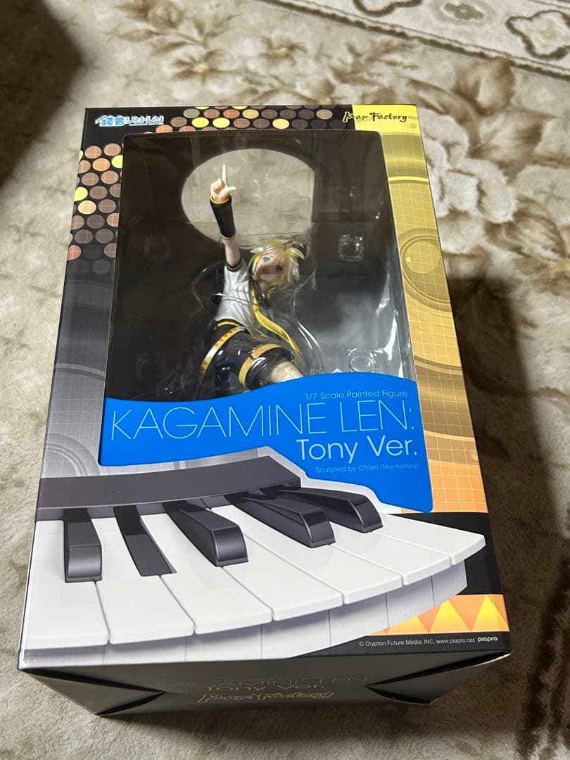 鏡音レン Tony Ver. 1/7 フィギュア
