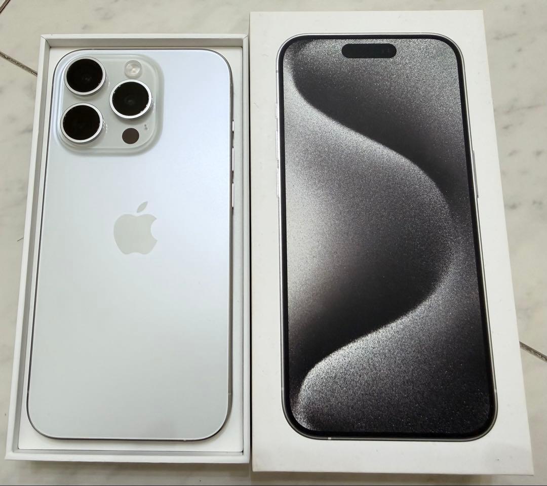 美品】iPhone15 Pro 256GB ホワイトチタニウム 保護フィルム付 - メルカリ