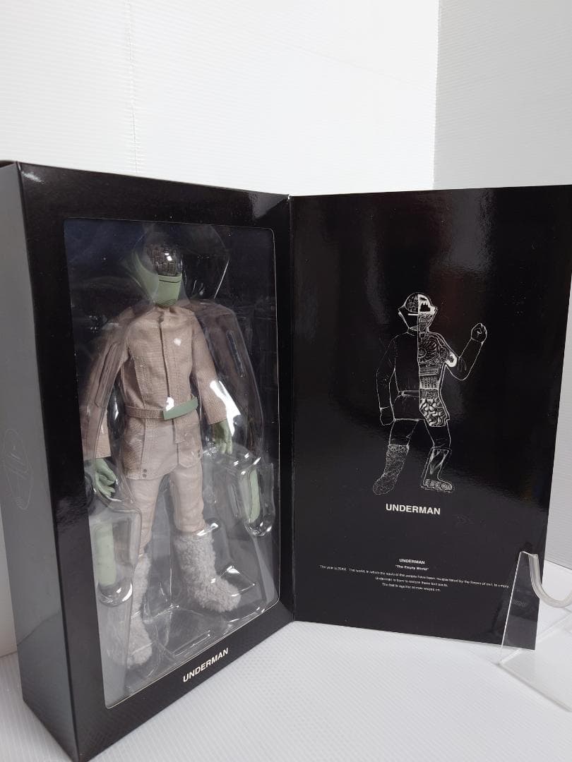 【未使用】UnderCover-アンダーマンフィギュア
