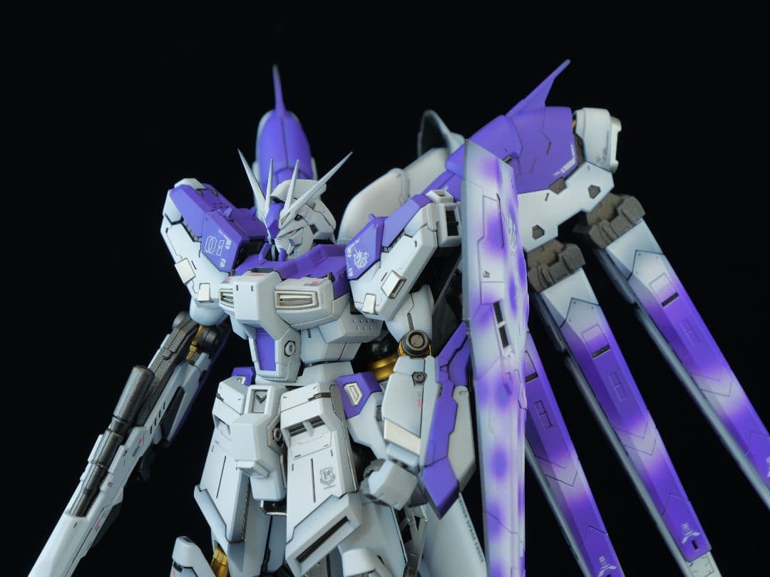 RG hi-νガンダム ハイニューガンダム 全塗装完成品