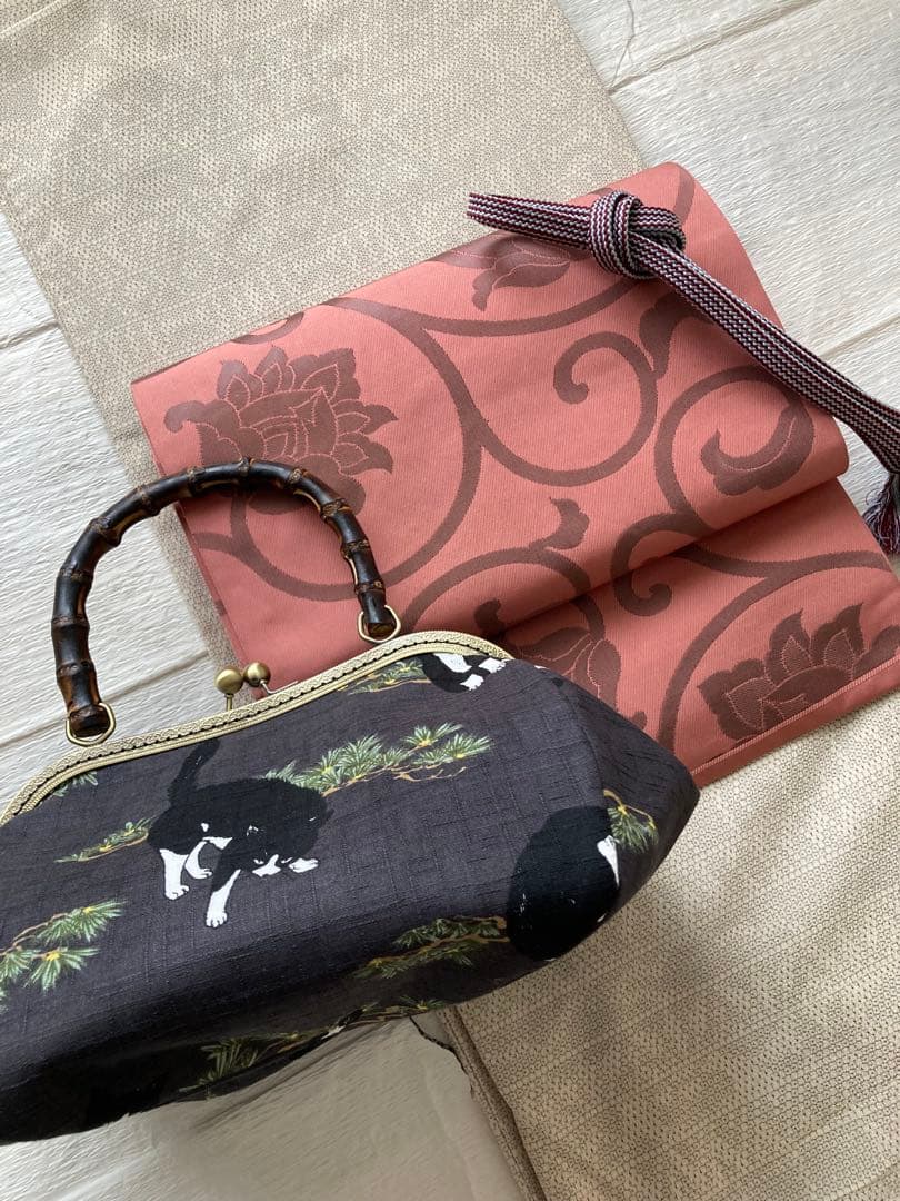 ❤️着物お出かけbag 猫と松　バンブーハンドルbag