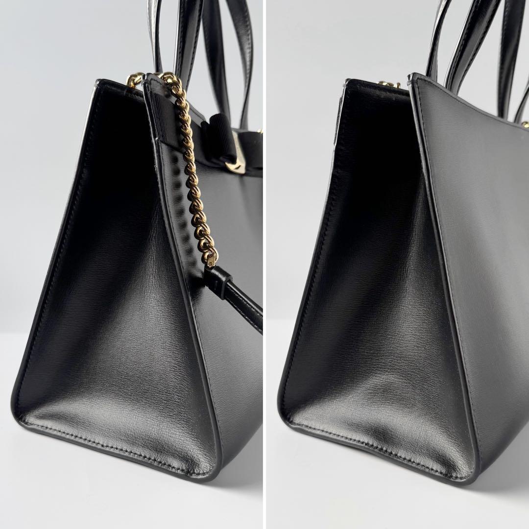 フェラガモ ヴァラ ハンドバッグ チェーンショルダーバッグ 2way ブラック