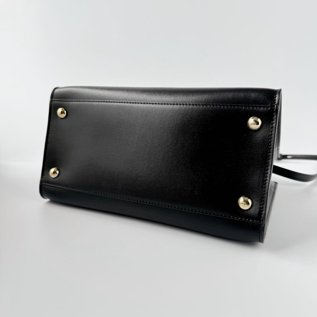 フェラガモ ヴァラ ハンドバッグ チェーンショルダーバッグ 2way ブラック