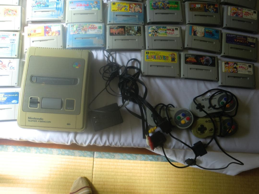 ジャンク品！スーパーファミコン本体とソフト大量まとめ売り！送料無料！
