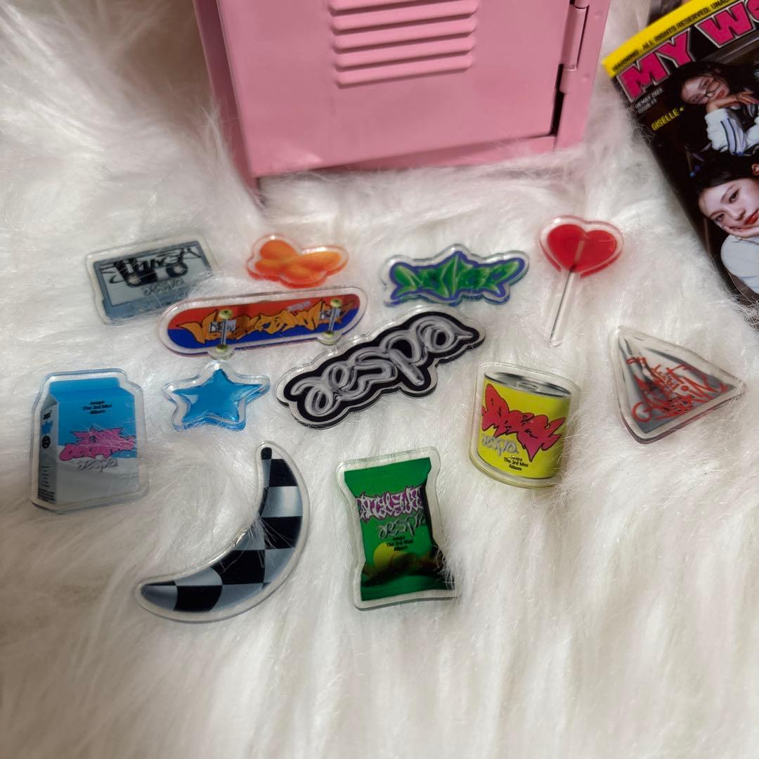 aespa MY WORLD ピンクロッカー ミニキャビネット - メルカリ