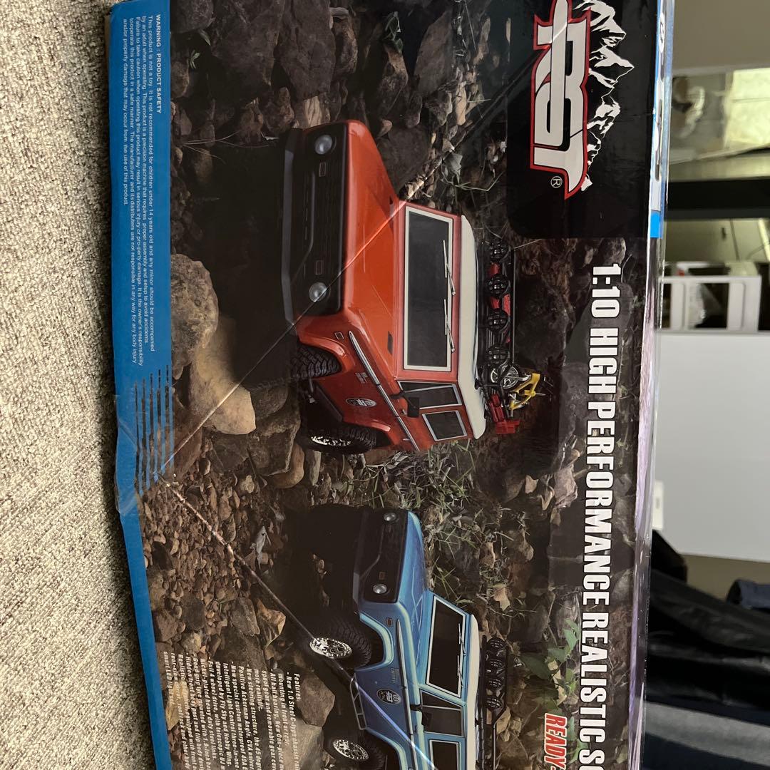 RGT 1/10スケール オフロードRCカー 青