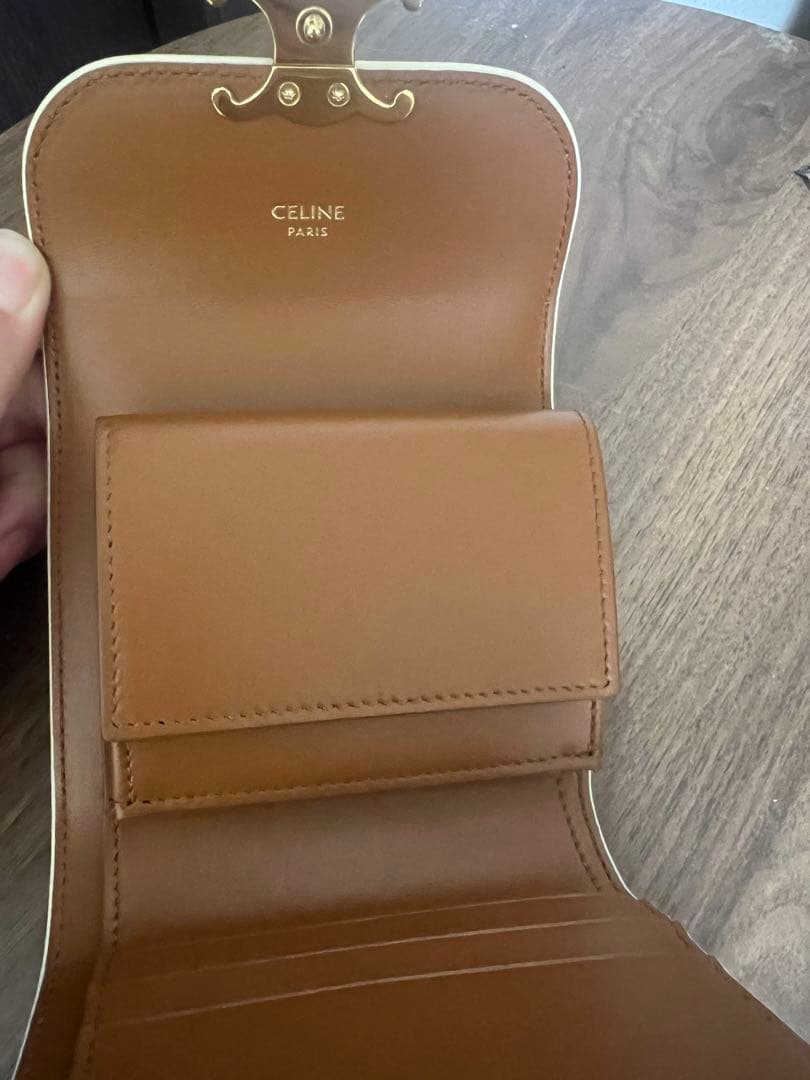 CELINE スモールウォレット トリオンフ ホワイト
