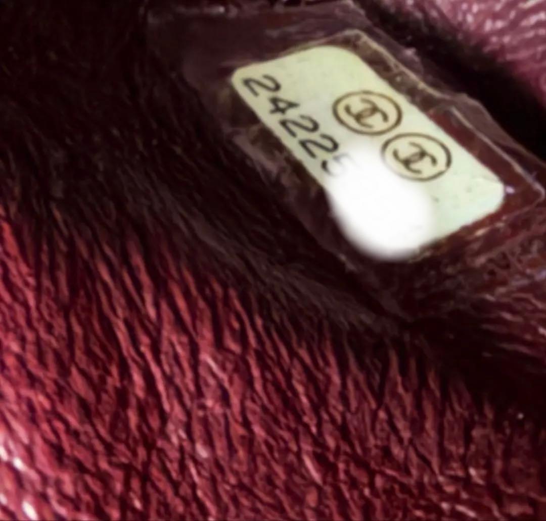 ほぼ新品 CHANEL クラシック マトラッセ25 黒シルバー金具キャビアスキン