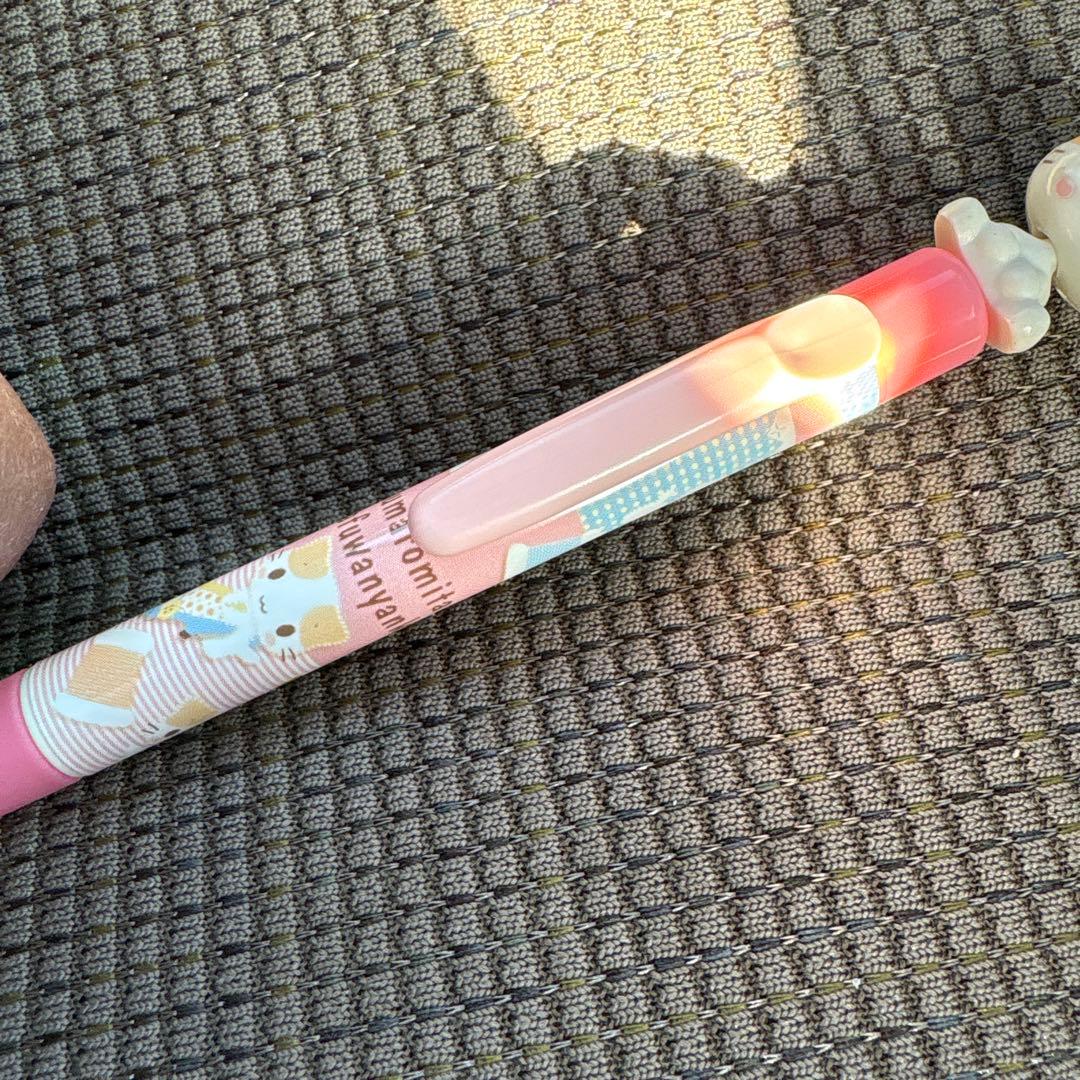 マシュマロみたいなふわふわにゃんこ　ボールペン