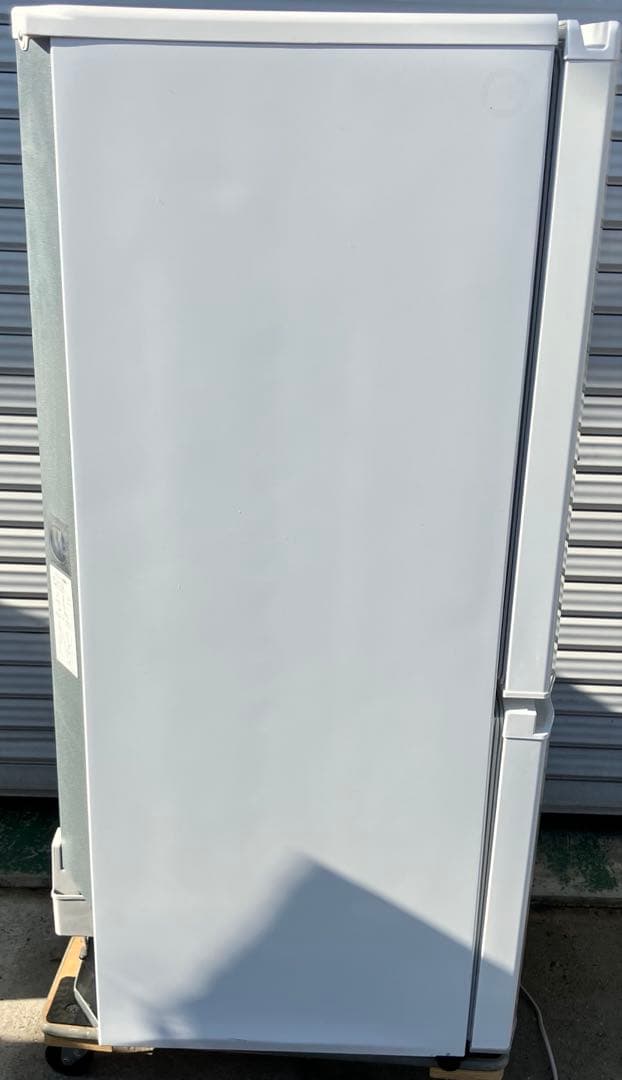 11h37. MITSUBISHI 冷蔵庫 MR-P15EZ-KW 2016年